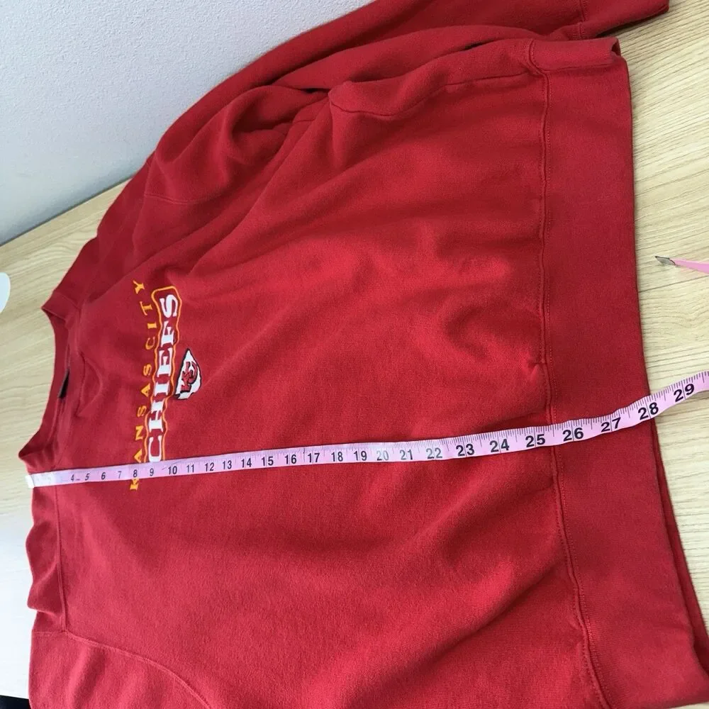 VTG Pro Edge NFL Kansas City Chiefs Sweatshirt Men L Center Embroidered Spellout